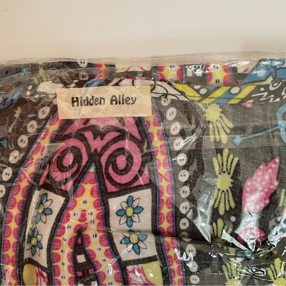 Geometric Print Caftan, One Size, Choose Black or White NWT - Picture 8 of 9